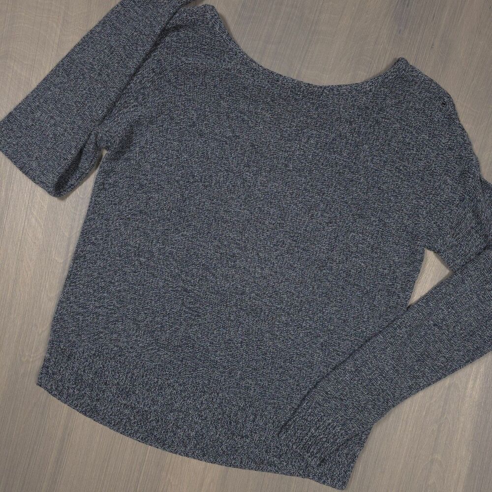 SO Women's Gray Long Sleeve Criss Cross Back Sweater, Size Medium